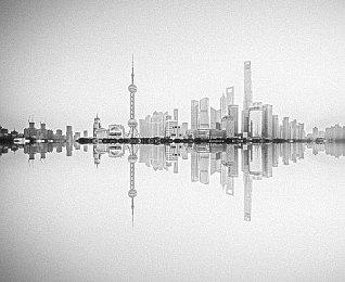 《哥谭骑士》全新实机视频展示28套不同外观服装